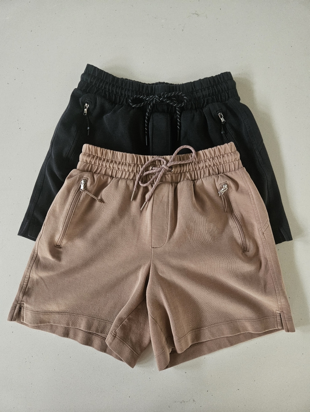 Women’s Old Navy Shorts Lot Active Dynamic Fleece High Rise Breathable Small - Picture 1 of 8
